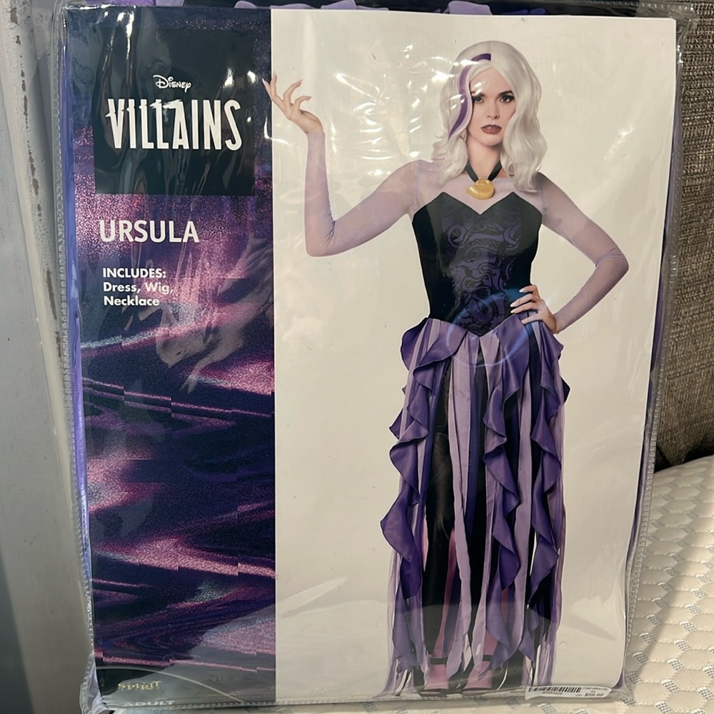 Adult medium size 8/10 Ursula costume. Wore once for 2 hrs.